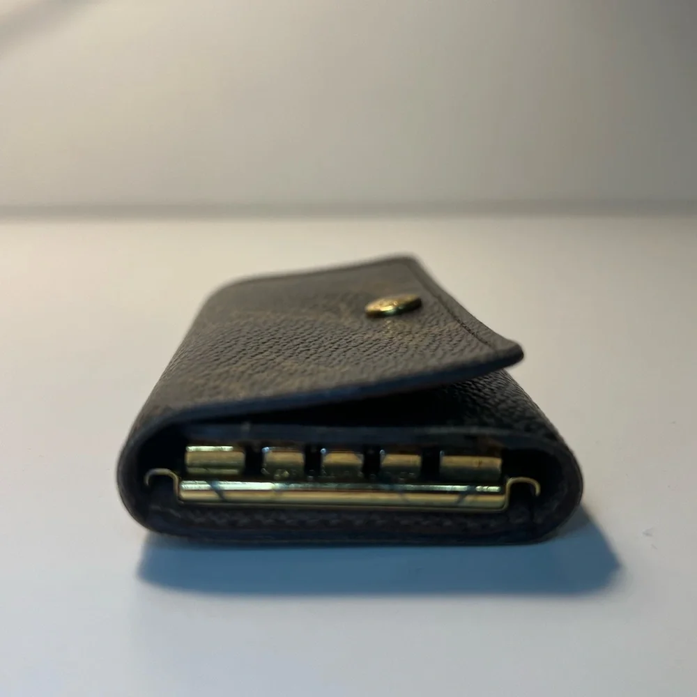 Louis Vuitton LV Coated Canvas Monogram Logo 3 Key Holder Wallet Cardholder